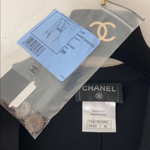 Chanel dress+cardigan set. Fit xs - Picture 8 of 16